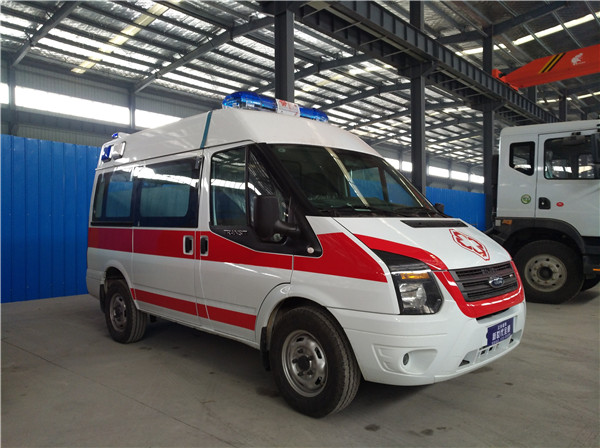 福特新世代（短轴）救护车