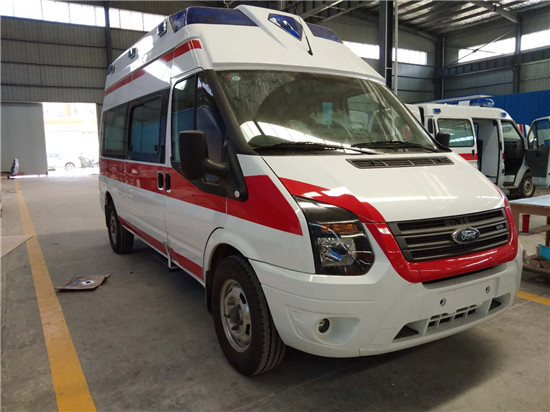 福特新世代V348救护车（卧铺版）