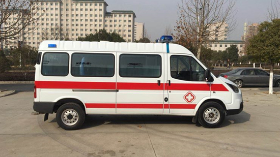 江铃特顺救护车（长轴）