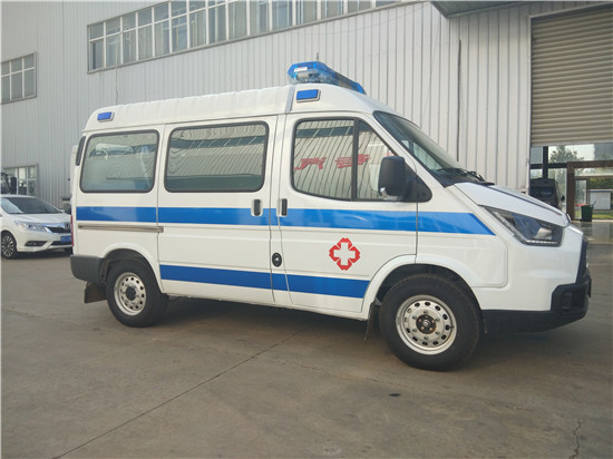 江铃特顺短轴救护车（监护型）