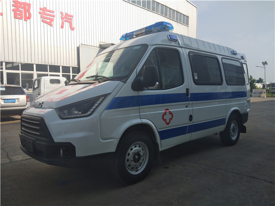 江铃特顺短轴救护车（监护型）
