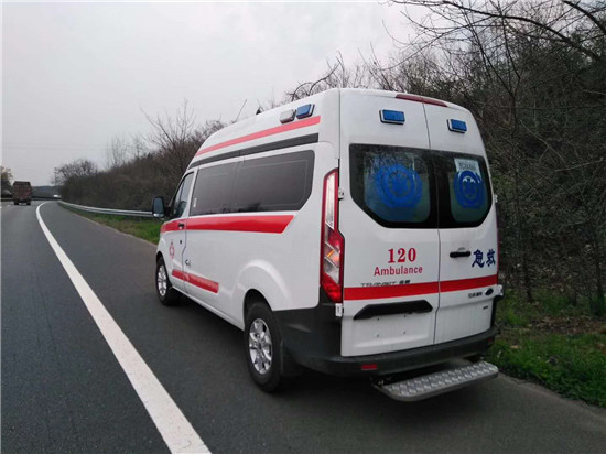 福特新全顺V362救护车