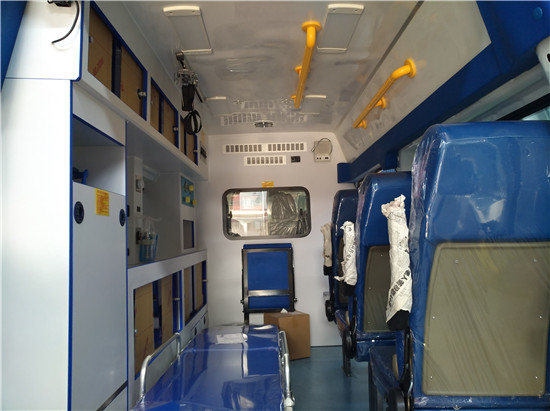 福特新全顺V362救护车