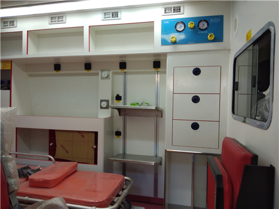 福特新全顺救护车（监护型/运输型）