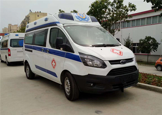 新全顺母婴型新生儿救护车