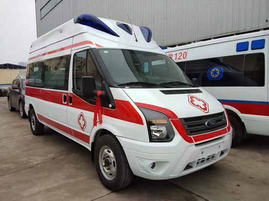 江铃新世代全顺救护车（牛魔王版）