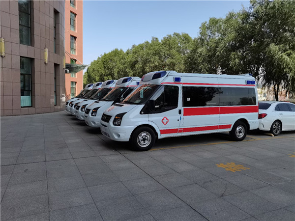 江铃全顺V348长轴中顶救护车（凸台版）