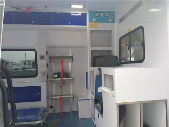 江铃全顺福星高顶监护型救护车