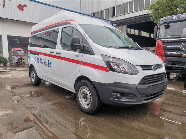 核酸采样车