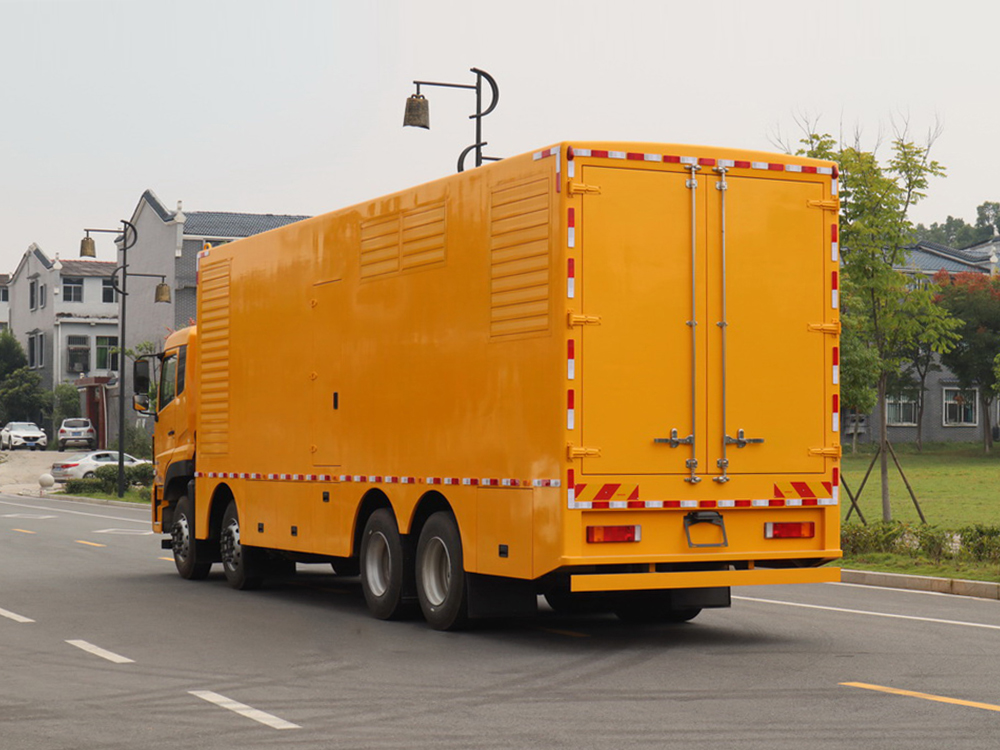 东风天龙前四后八移动电源车
