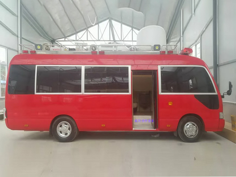 丰田考斯特多功能指挥车