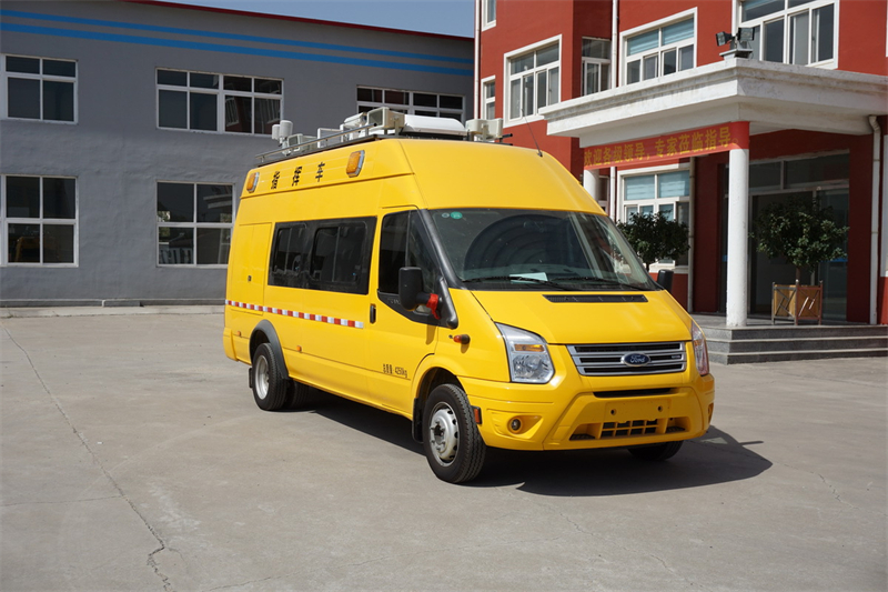 福特新世代V348指挥车