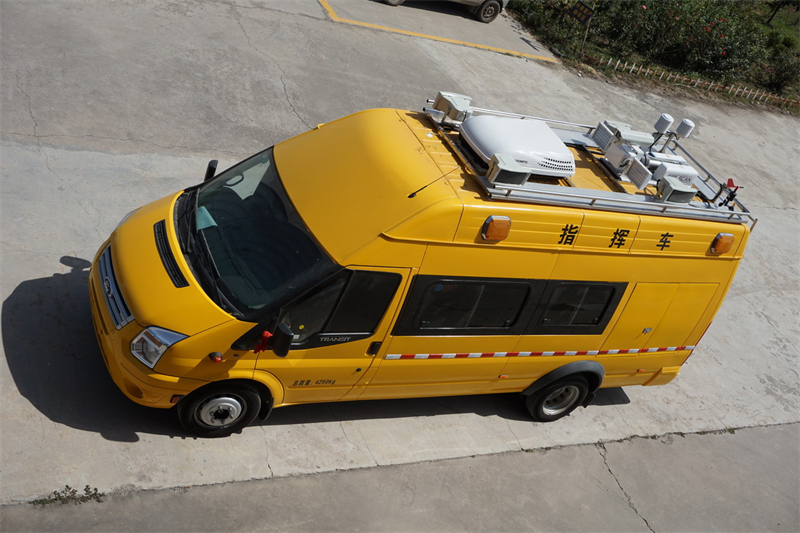 福特新世代V348指挥车