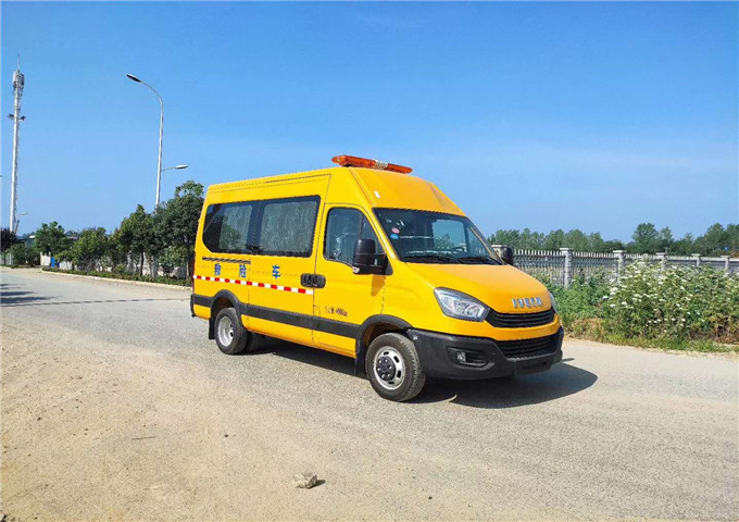 依维柯欧胜应急救援气防车（蓝牌C证）