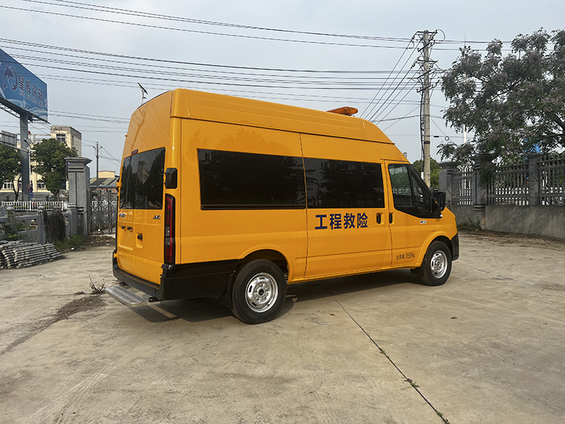福特福顺自动挡气防车