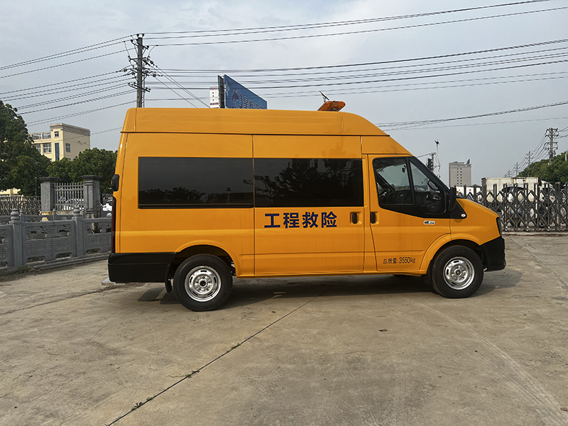 福特福顺自动挡救险车