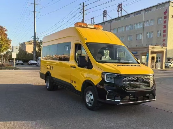 福特T8矿山救援车（气防车）