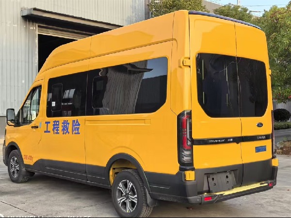 福特T8矿山救援车（气防车）
