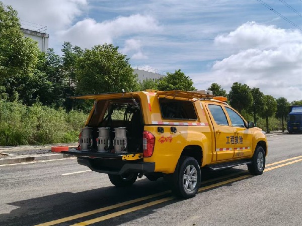 四驱皮卡1800方排水救险车 四驱皮卡1800方排水救险车