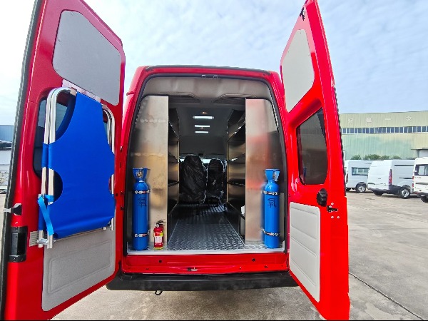 福特福顺救险车/气防车（九座版）